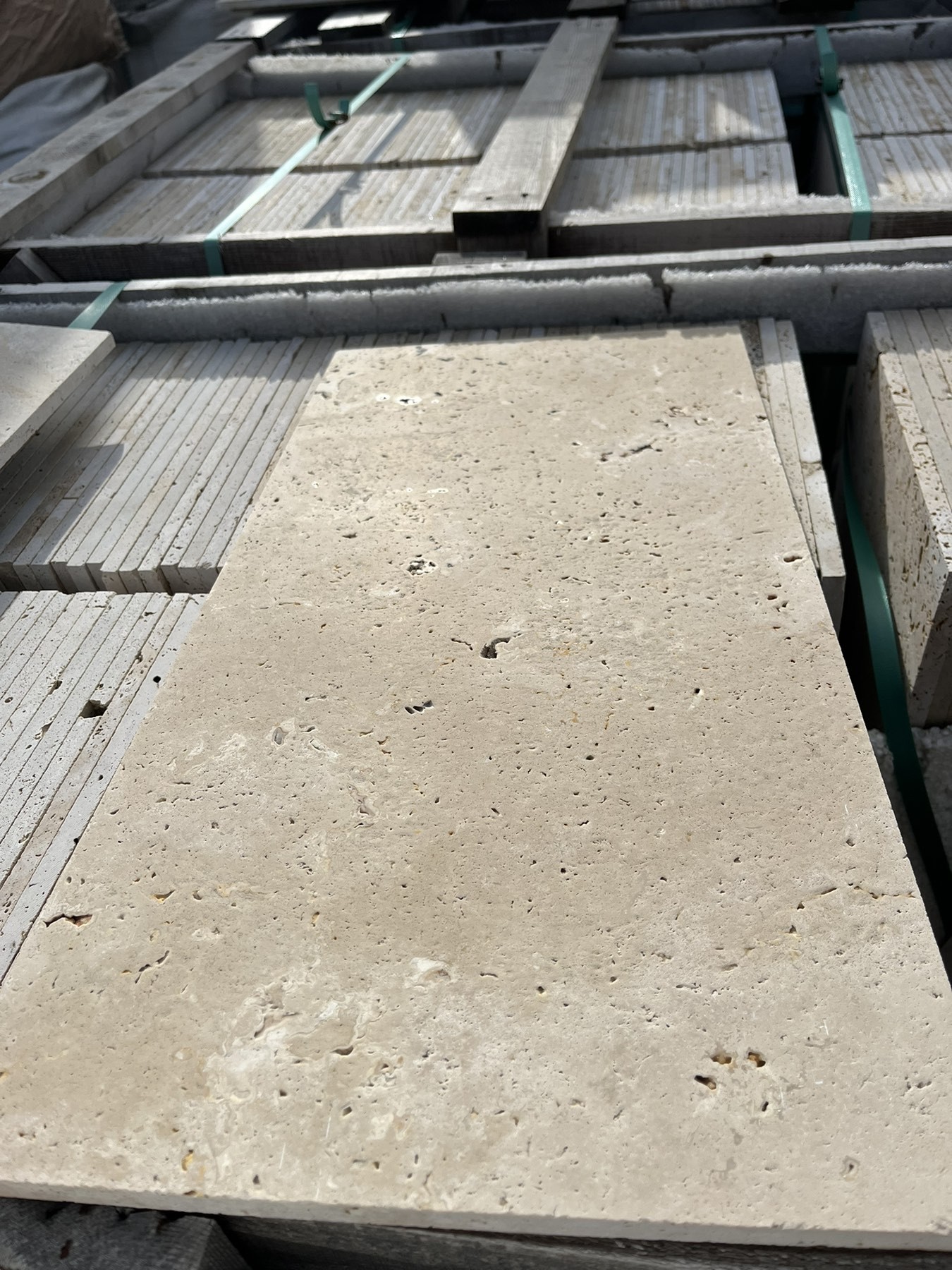 Травертин Light Brushed 1,2*30,5*61