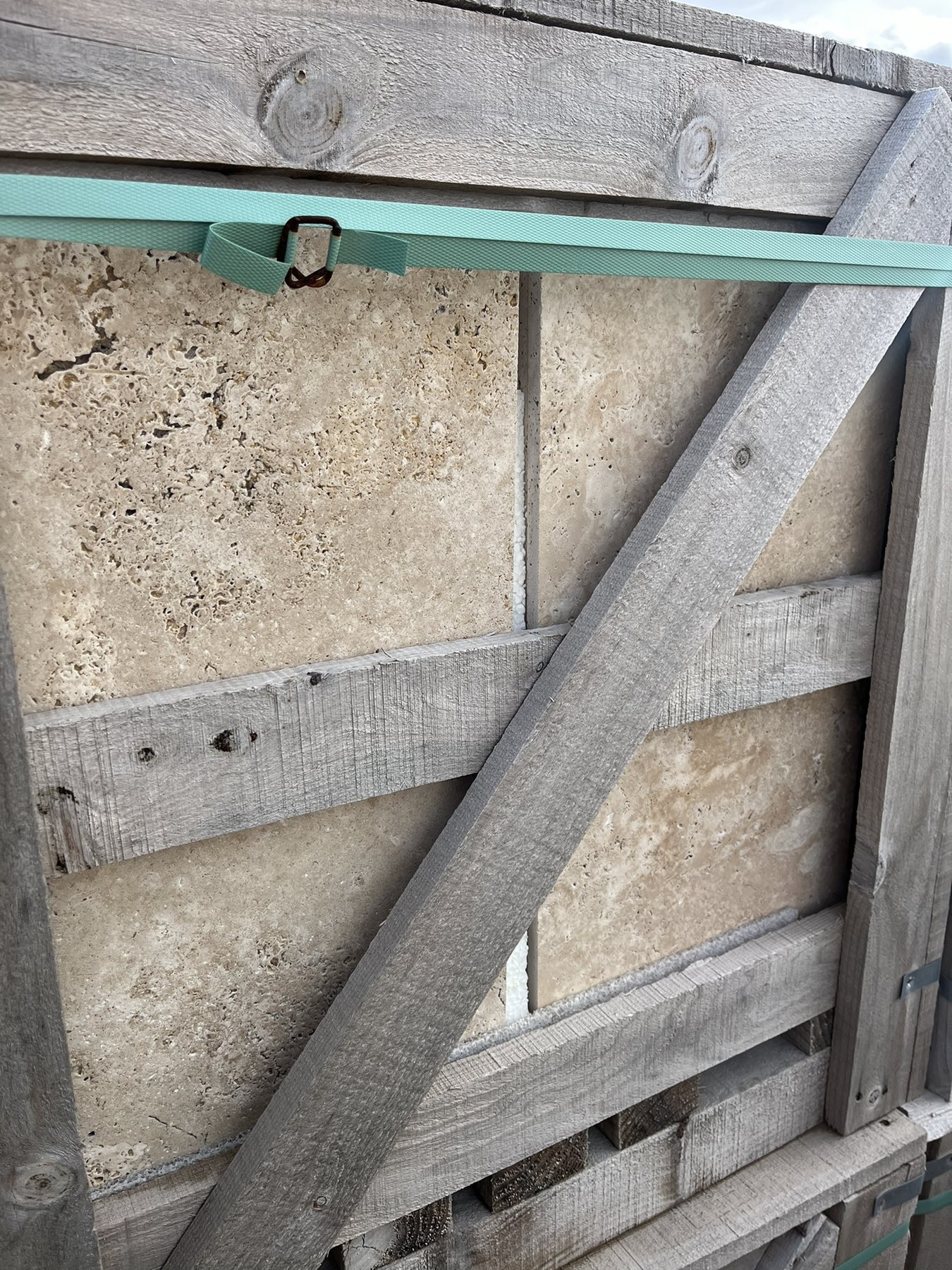 Травертин Light Brushed 1,2*30,5*61