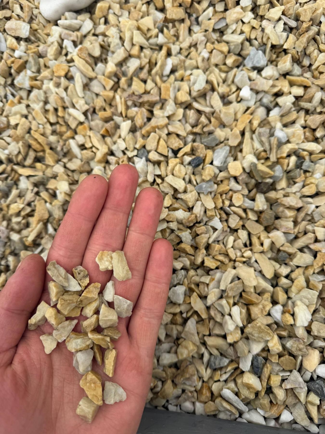 Крихта Крем 5-10мм (бежева)