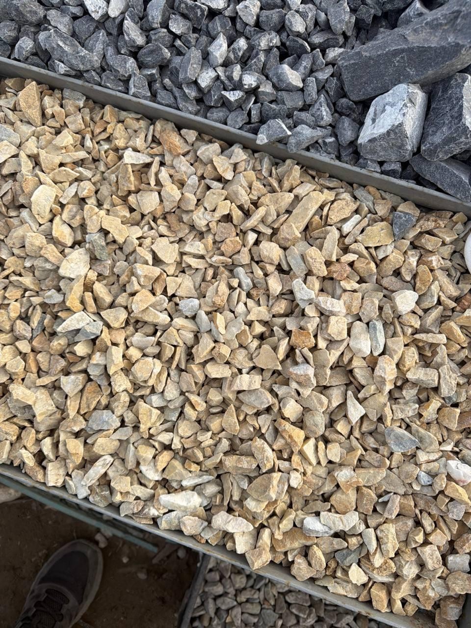 Крихта Крем 10-20 мм (бежева)